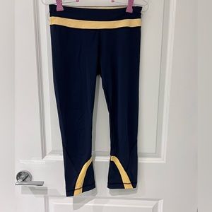 lululemon Women’s Capri Leggings - Excellent Condition - Size 6
